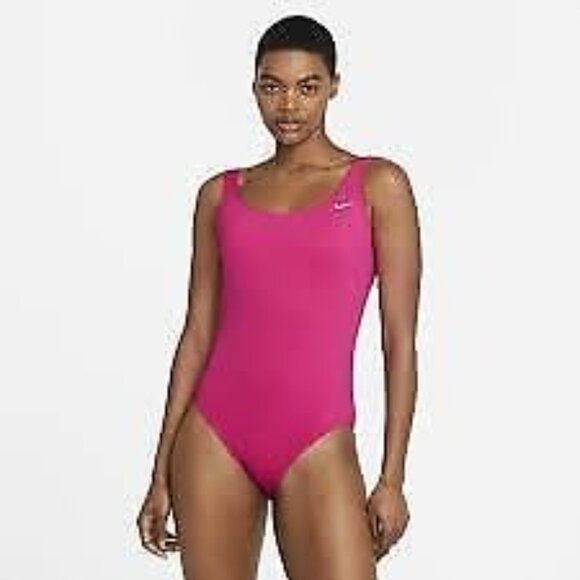 Nike Women's Pink 1pc U Back Swimsuit Size‎ Medium - Picture 1 of 1